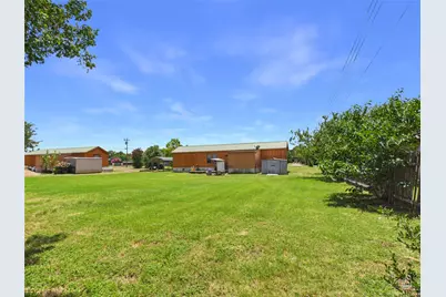 202 N Mustang Avenue, Cedar Park, TX 78613 - Photo 25