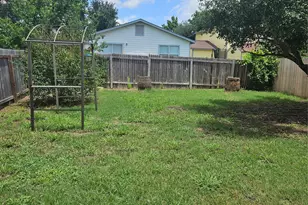 13400 Coomes Dr, Del Valle, TX 78617 - Photo 33