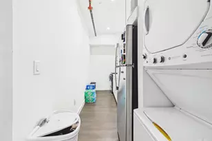 1010 W 26th St, Austin, TX 78705 - Photo 3