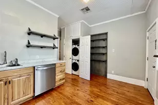 908 W Hopkins St, San Marcos, TX 78666 - Photo 21