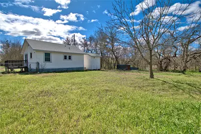 8402 Elroy Road, Del Valle, TX 78617 - Photo 15