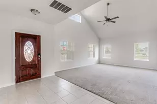 200 Oldbridge Dr, Hutto, TX 78634 - Photo 5