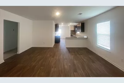 133 Fairfax Lane, Jarrell, TX 76537 - Photo 7