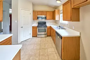 2712 Settlement Dr, Round Rock, TX 78665 - Photo 9