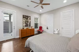 1100 Saucedo St, Austin, TX 78721 - Photo 11