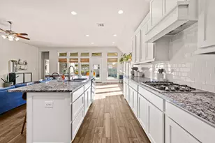 1136 Stetson Hat Trail, Georgetown, TX 78628 - Photo 7