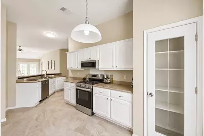 5318 Hickory Drive, Austin, TX 78744 - Photo 9