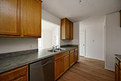 108 N Mockingbird Circle, Cedar Creek, TX 78612 - Photo 7