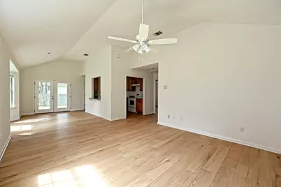 108 N Mockingbird Circle, Cedar Creek, TX 78612 - Photo 3
