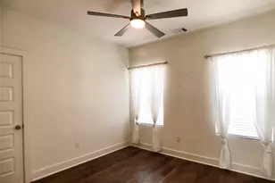 3007 E 12th St, Austin, TX 78702 - Photo 9