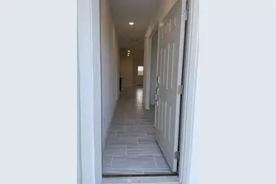 401 Stinchcomb Road, Hutto, TX 78634 - Photo 9