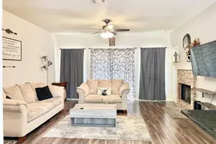 207 Kates Way, Hutto, TX 78634 - Photo 5