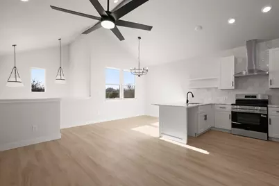 306 S Avenue P #B, Marble Falls, TX 78654 - Photo 13