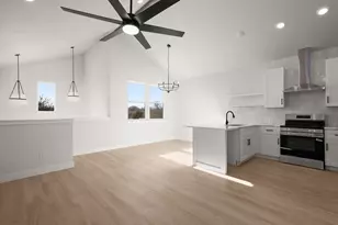 306 S Ave P, Marble Falls, TX 78654 - Photo 13