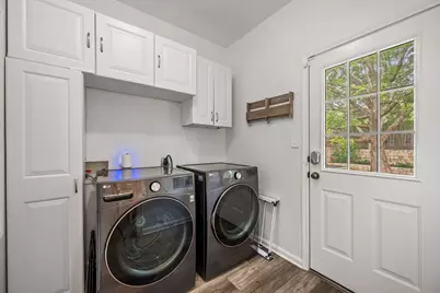 7016 Bending Oak Road, Austin, TX 78749 - Photo 19