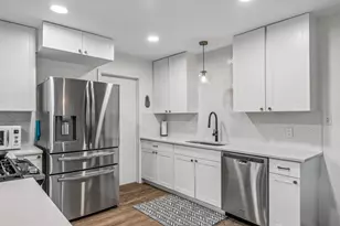 12108 Jill Sue Ct, Austin, TX 78750 - Photo 15
