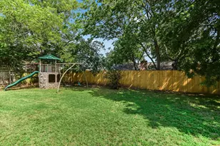 12006 Swallow Dr, Austin, TX 78750 - Photo 17