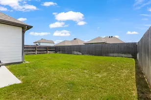 242 Boatright Blvd, Jarrell, TX 76537 - Photo 23