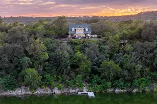 11103 Lakeside Dr, Jonestown, TX 78645 - Photo 1