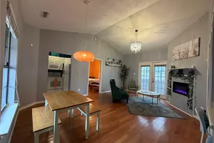 2509 Pearl St, Austin, TX 78705 - Photo 3