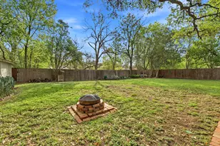 410 Cibilo St, Lockhart, TX 78644 - Photo 23