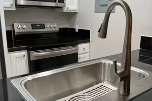 2413 Leon St, Austin, TX 78705 - Photo 9