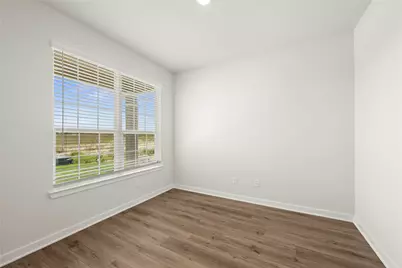 504 Sleep Hollow Drive, Jarrell, TX 76537 - Photo 5