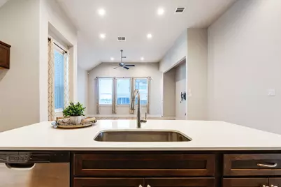 5712 Anaheim Avenue, Pflugerville, TX 78660 - Photo 13