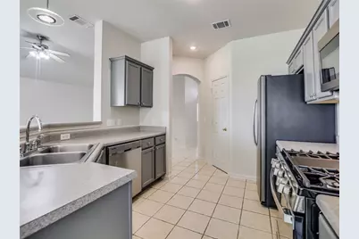 305 Dana Drive, Hutto, TX 78634 - Photo 3