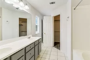 305 Dana Dr, Hutto, TX 78634 - Photo 11