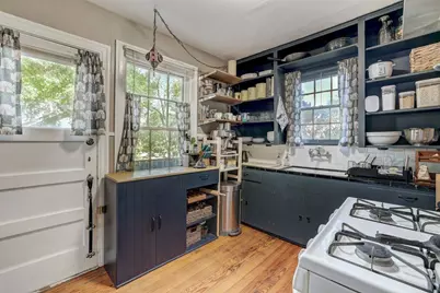 809 E 44th Street, Austin, TX 78751 - Photo 19