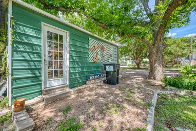 1605 Glencove Drive, Kingsland, TX 78639 - Photo 29