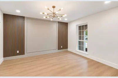 11819 Highland Oaks Trail, Austin, TX 78759 - Photo 15