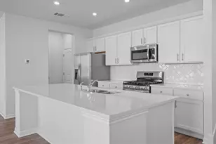 2210A Cornfield Dr, Pflugerville, TX 78660 - Photo 3