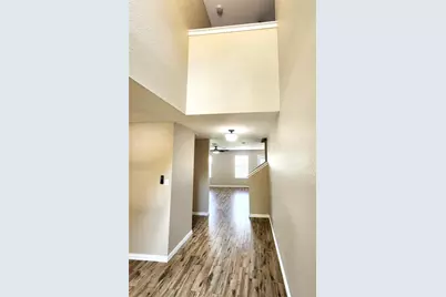 933 Meadow Ridge Loop, Georgetown, TX 78626 - Photo 11