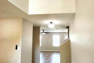 933 Meadow Ridge Loop, Georgetown, TX 78626 - Photo 11