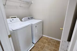 933 Meadow Ridge Loop, Georgetown, TX 78626 - Photo 25