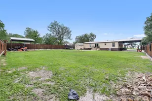 857 E Guadalupe St, La Grange, TX 78945 - Photo 19