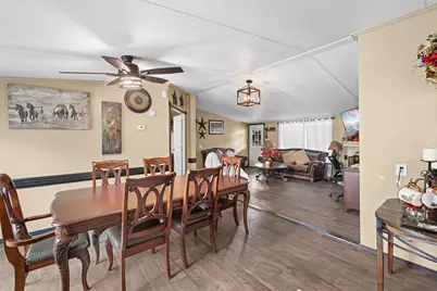 857 E Guadalupe Street, La Grange, TX 78945 - Photo 9