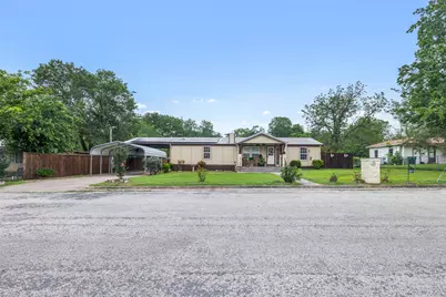 857 E Guadalupe Street, La Grange, TX 78945 - Photo 25