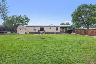 857 E Guadalupe Street, La Grange, TX 78945 - Photo 5
