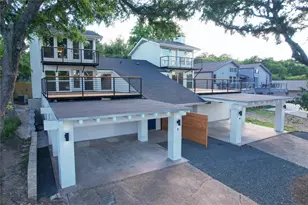 1905 Woodland Ave, Austin, TX 78741 - Photo 1