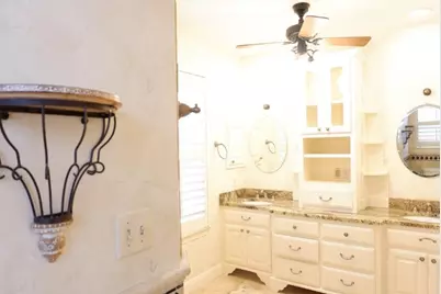 2203 Griswold Lane, Austin, TX 78703 - Photo 19