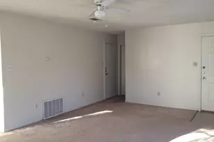 232 Craddock Ave, San Marcos, TX 78666 - Photo 3