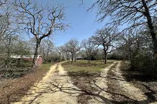 1218 Private Road 3063 Rd, Lexington, TX 78947 - Photo 3