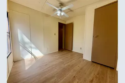 1218 Private Road 3063 Road, Lexington, TX 78947 - Photo 17