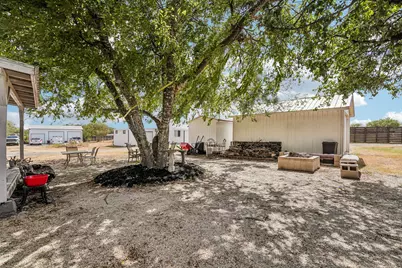 140 Family Circle, Hutto, TX 78634 - Photo 25
