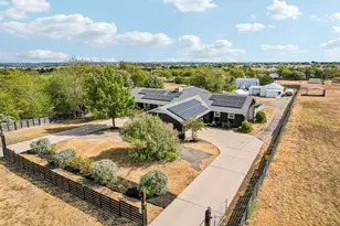 140 Family Cir, Hutto, TX 78634 - Photo 31