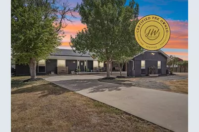 140 Family Circle, Hutto, TX 78634 - Photo 1