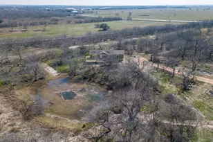 154 Cowboy Rd, Gonzales, TX 78629 - Photo 37